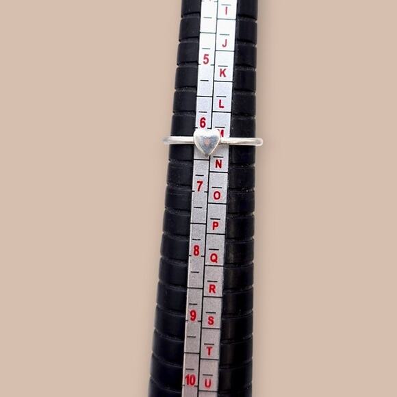 Heart Ring Sterling Silver 925 – Minimalist Dainty Design – Size 6.25 - Picture 7 of 8